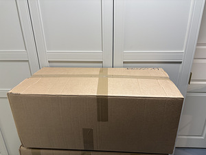 Kastitäis naiste riideid suuruses M (1 foto / 2)