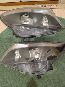 Esituled 4 tk Mercedes Vito (1 foto / 4)