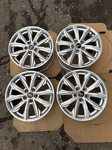 17" оригинальные диски Audi 5x112 (5 фото из 8)