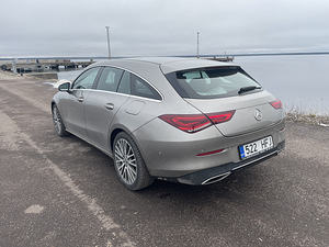 Mercedes-Benz CLA200 Shooting Brake (5 foto / 9)