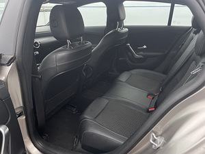 Mercedes-Benz CLA200 Shooting Brake (8 foto / 9)