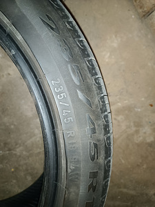 Pirelli летние шины r18 (1 фото из 6)