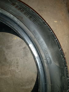 Pirelli летние шины r18 (3 фото из 6)