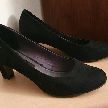 Sametised kingad Tamaris, suurus 40