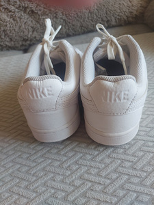 NIKE COURT VISION LOW 40-е (25,5 см) (5 фото из 6)