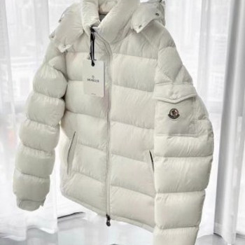 Moncler Maya