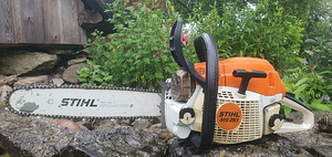 Бензопилы Stihl (7 фото из 8)