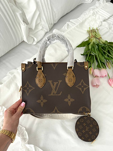 Louis Vuitton Onthego PM - Копия (7 фото из 10)