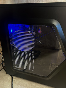 Arvuti + monitor (3 foto / 7)