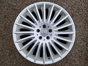 R19 оригинальные диски Mercedes разной ширины 8.5/9.5 5x112 (1 фото из 3)