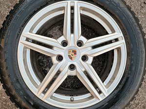 R19 veljed Q7 Cayenne Touareg 5x130 (1 foto / 4)