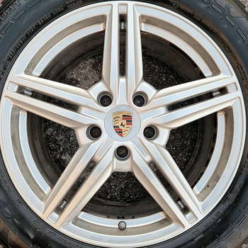 R19 veljed Q7 Cayenne Touareg 5x130