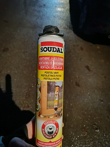 Монтажная пена SOUDAL (1 фото из 1)