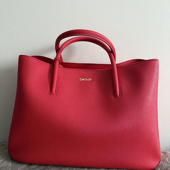 DKNY