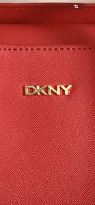 DKNY (2 foto / 2)