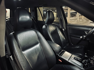 Volvo xc90 2010 (11 foto / 14)