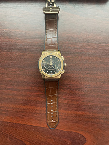 Часы Hublot (5 фото из 7)