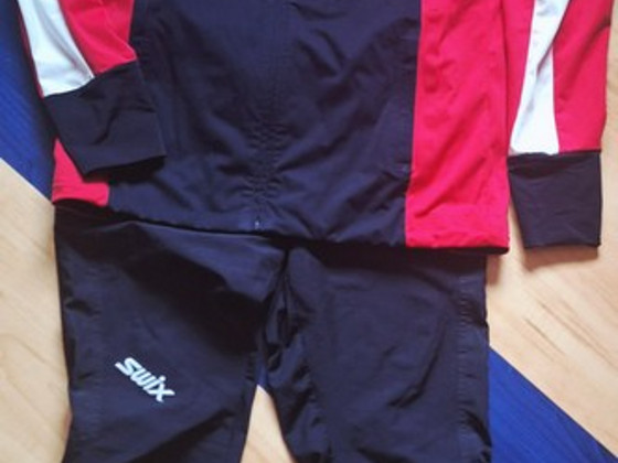 SWIX.Костюм для спорта.