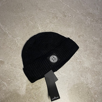 Продаю шапки Stone Island