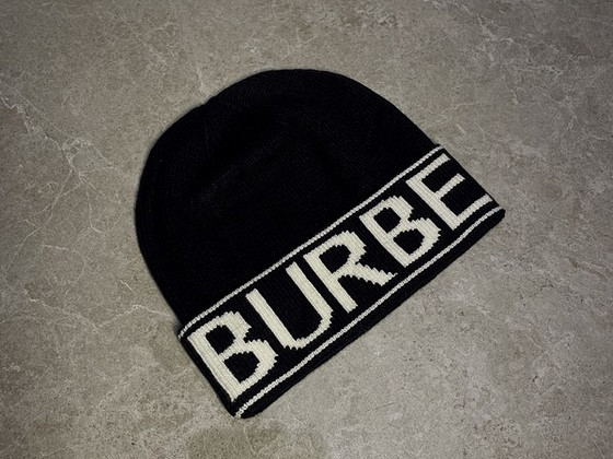 Müüan Burberry Müts