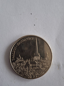 Монеты (3 фото из 10)