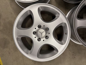17" оригинальные диски Mercedes-Benz Sador 5x112 (1 фото из 8)