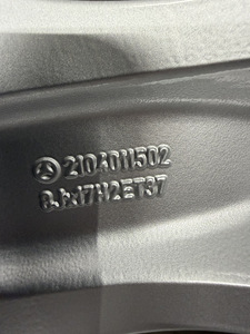 17" оригинальные диски Mercedes-Benz Sador 5x112 (5 фото из 8)
