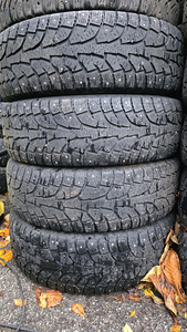R17 rehvid 225 65 17 hankook 6mm 4tk (1 foto / 1)