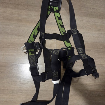 Страховочный ремень MILLER Duraflex H-design
