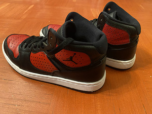 Nike Jordan Access Black/Gym Red-White Size: 41 (1 foto / 6)