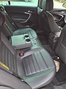 Müün Opel Insignia (3 foto / 8)