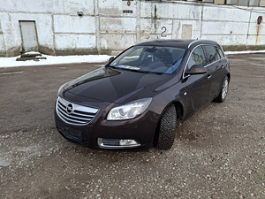 Müün Opel Insignia (8 foto / 8)