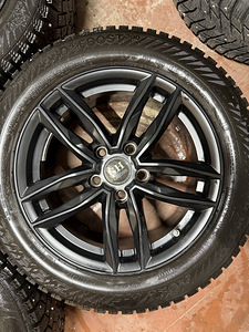 16" GH Edition диски 5x112 + шипованные шины 205/55/16 (5 фото из 10)