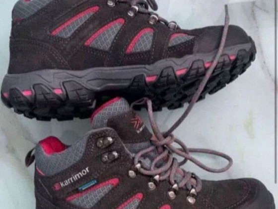 Водонепроницаемые новые, размер 37. Скорее соответствуют размеру 36. Внутренняя ...