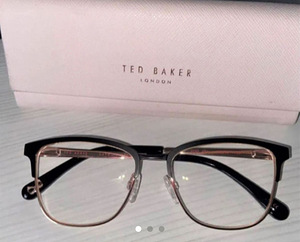 Ted Baker. Очки для чтения (+0,5) (1 фото из 3)