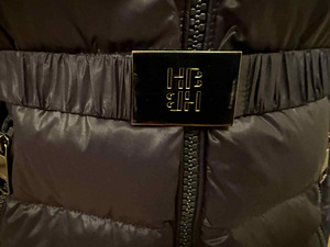 Naiste jope Hugo Boss (1 foto / 4)