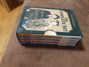 DVD Jeeves and Wooster (3 foto / 3)