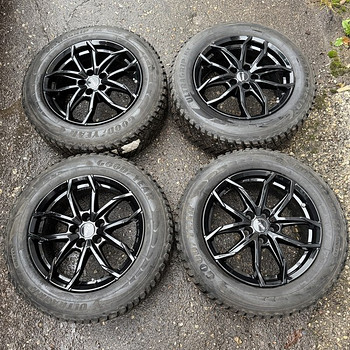 17" Rial veljed 5x110 + naastrehvid 215/65/17 (nagu uus)