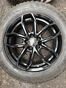 17" Rial veljed 5x110 + naastrehvid 215/65/17 (nagu uus) (3 foto / 10)