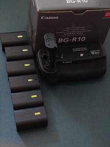 Canon BG-R10 батарейный блок (1 фото из 4)