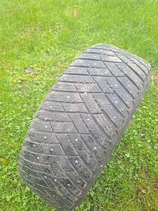 Goodyear Ultra Grip 235/55R17 (3 фото из 5)