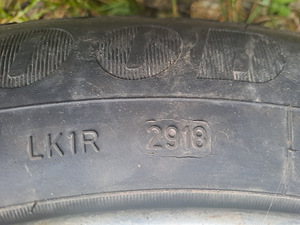 Goodyear Ultra Grip 235/55R17 (4 фото из 5)
