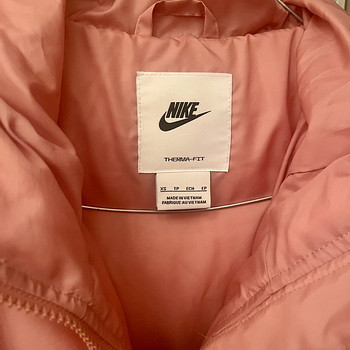 Naiste uus Nike jope