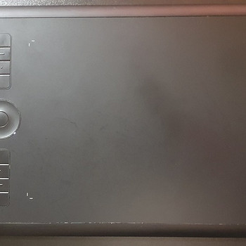 Wacom Intuos Pro M - PTH-660