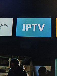 IPTV 2700+ kanaalit (3 foto / 3)