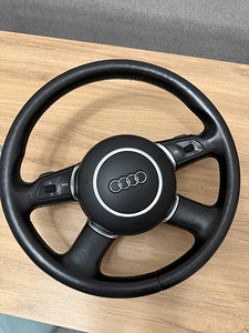 Оригинальный руль Audi A8 D3 (4E) 2002–2005 (5 фото из 6)