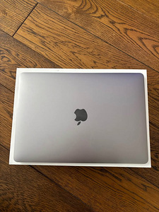 Macbook Pro 2017 (1 фото из 7)