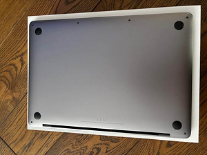 Macbook Pro 2017 (4 фото из 7)