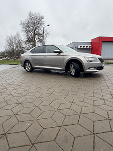 Škoda Superb 2.0 d 110kw 2018 (1 foto / 5)