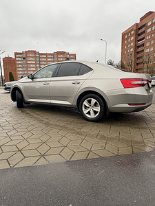 Škoda Superb 2.0 d 110kw 2018 (2 foto / 5)